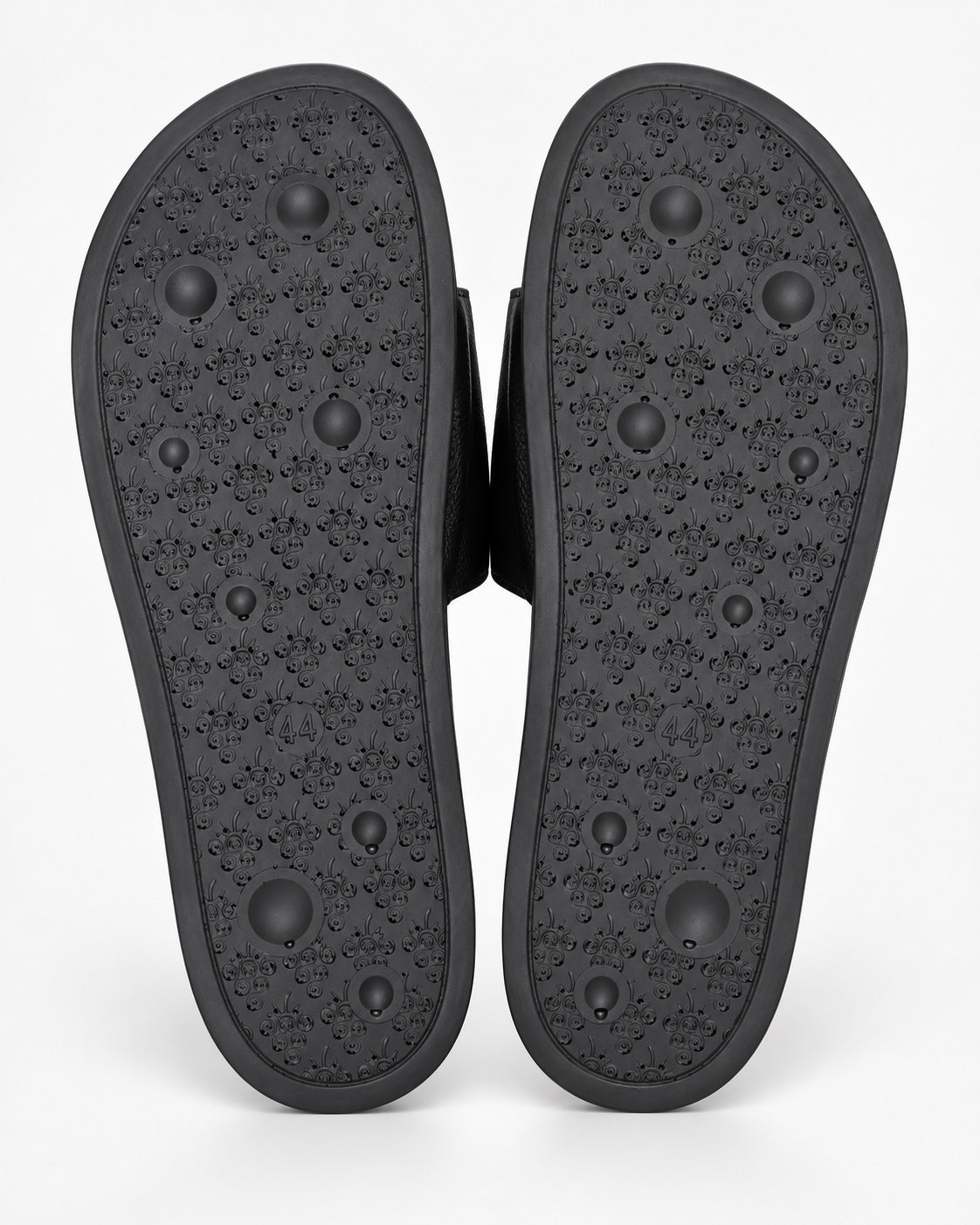 Tragus Style black slides sole view